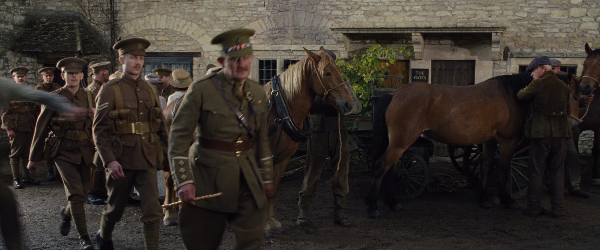 战马[国英多音轨/中英字幕].War.Horse.2011.BluRay.1080p.x265.10bit.2Audio-MiniHD 6.78GB-3.jpeg