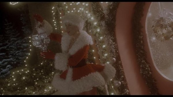 圣诞奇人/鬼灵精 How.the.Grinch.Stole.Christmas.2000.2160p.BluRay.HEVC.DTS-X.7.1-Reindeer 56.06GB-4.png