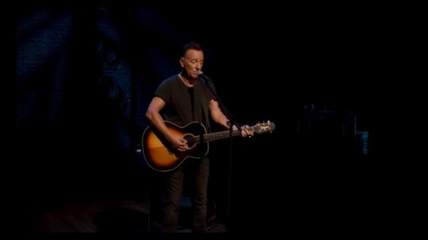 斯普林斯汀:百老汇音乐会 Springsteen.on.Broadway.2018.720p.NF.WEBRip.DD5.1.x264-iKA 1.62GB-3.png