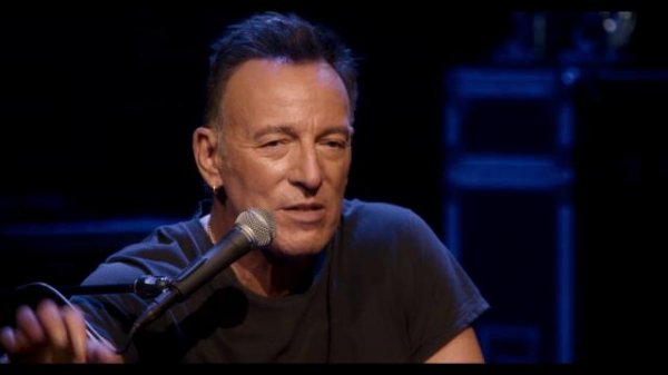 斯普林斯汀:百老汇音乐会 Springsteen.on.Broadway.2018.720p.NF.WEBRip.DD5.1.x264-iKA 1.62GB-4.png