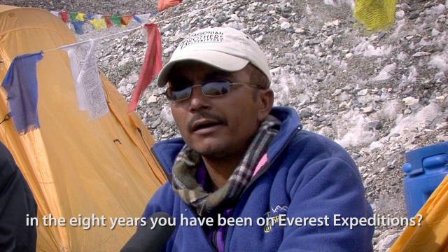 珠峰清道夫/另一种攀缘 Death.Zone.Cleaning.Mount.Everest.2018.1080p.AMZN.WEBRip.DDP2.0.x264-ETHiCS 6.50GB-4.png