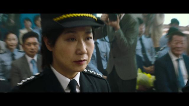 女警 Miss.and.Mrs.Cops.2019.KOREAN.1080p.BluRay.AVC.TrueHD.5.1-FGT 21.56GB-2.png
